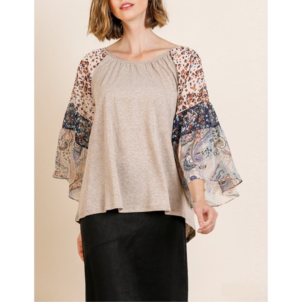 Oatmeal Linen Sheer Paisley Top {Umgee} - Picture 2 of 5